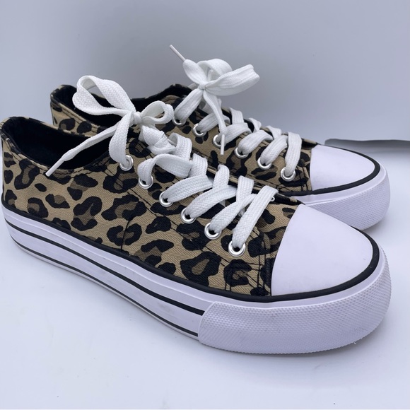 Forever 21 platform canvas leopard print women sneakers Size 9 - Picture 8 of 13